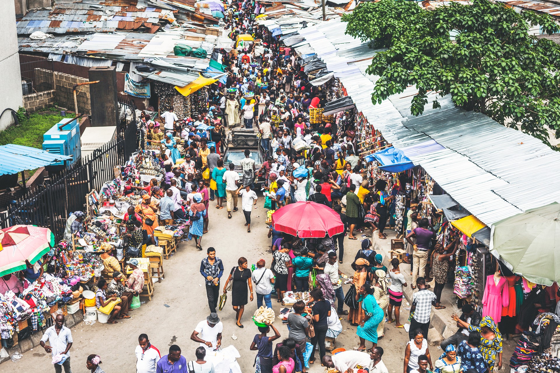 Le centre-ville et de market Street. Lagos, Nigeria.